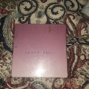 Anastasia sugar glow kit